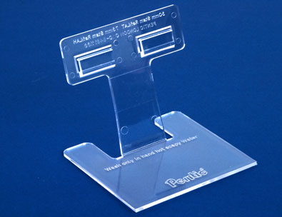 TICKET HOLDER STAND LAT